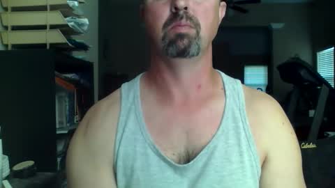 Snapshot of nvrenuff1979 chatting on April 19, 12:37 pm nvrenuff1979 online show from April 19, 12:37 pm