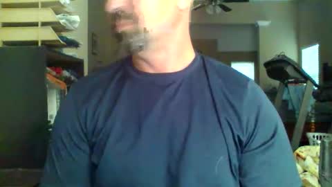 Snapshot of nvrenuff1979 chatting on May 13, 11:29 am nvrenuff1979 online show from May 13, 11:29 am