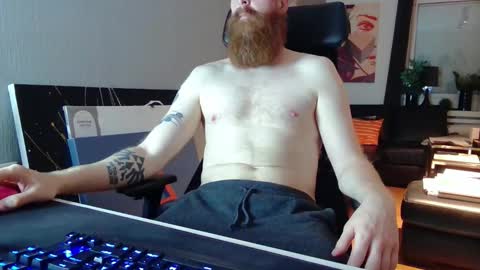 Snapshot of nxrthman chatting on October 5, 9:13 pm nxrthman online show from October 5, 9:13 pm