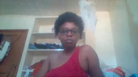 Snapshot of nycee423325 chatting on October 2, 11:28 am Nycee online show from October 2, 11:28 am