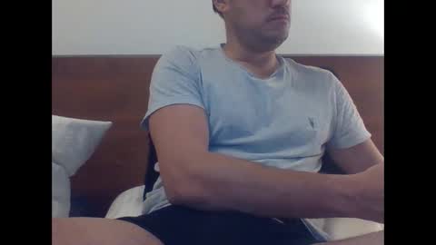 NYC man online show from December 5, 3:15 am