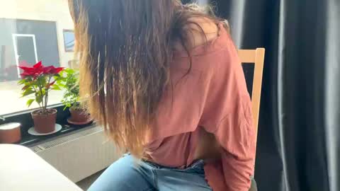 Nicol online show from February 26, 9:10 am