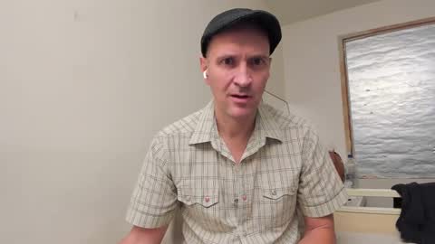 Snapshot of nyhudsonvalleyfun chatting on November 11, 5:24 pm HudsonValleyNYfun online show from November 11, 5:24 pm