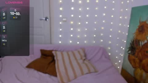 crystal   3 online show from December 8, 11:19 pm