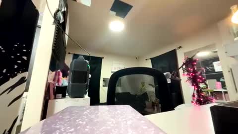 Snapshot of nymphomaticbaby chatting on February 19, 3:13 am nymphomaticbaby online show from February 19, 3:13 am
