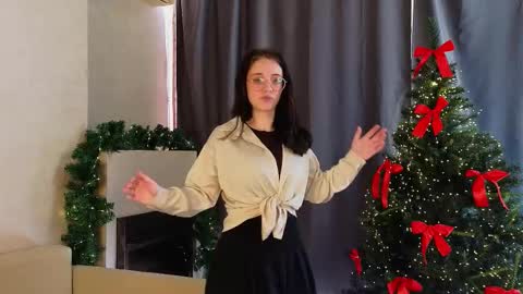 Mia online show from January 8, 6:37 am