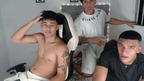 Snapshot of nyx_king chatting on January 23, 7:32 am christian online show from January 23, 7:32 am