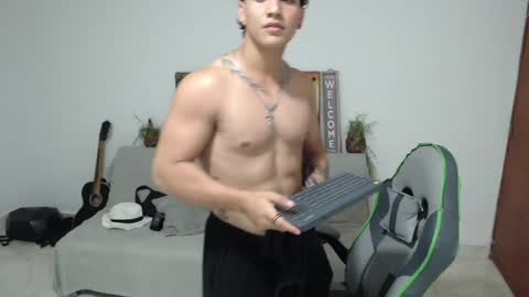 Snapshot of nyx_king chatting on February 2, 5:21 am christian online show from February 2, 5:21 am