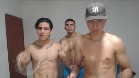 Snapshot of nyx_king chatting on March 2, 6:27 am christian online show from March 2, 6:27 am