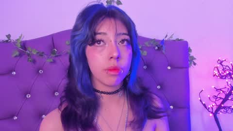   online show from December 9, 6:14 pm