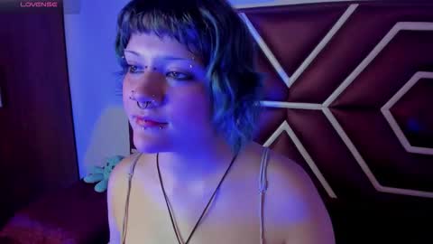 Nyx  online show from February 14, 7:10 pm