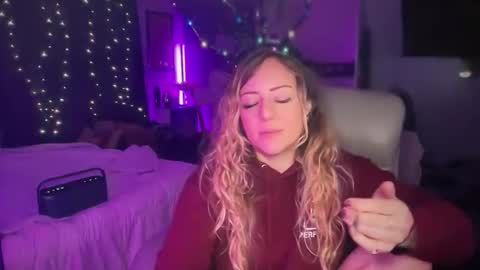 nyxxen online show from April 6, 2:20 am