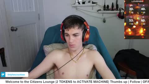 Snapshot of nzcitizen chatting on December 19, 8:34 am NZ Citizen online show from December 19, 8:34 am