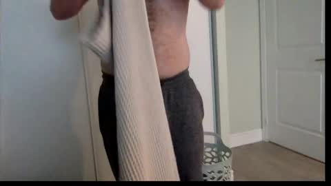 Snapshot of o_fionn_rua chatting on April 5, 2:47 pm o_fionn_rua online show from April 5, 2:47 pm