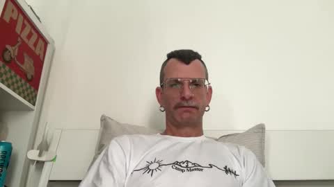 Jonathan Deep online show from February 25, 12:04 pm