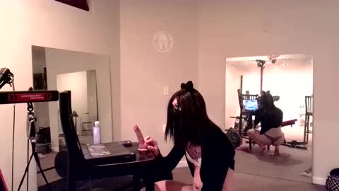 Snapshot of obedientsissycuck chatting on October 28, 12:30 pm obedientsissycuck online show from October 28, 12:30 pm