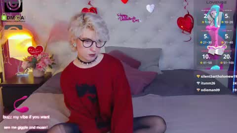 Moonlight online show from February 11, 7:27 pm