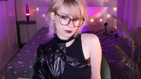 Moonlight online show from April 2, 8:56 am