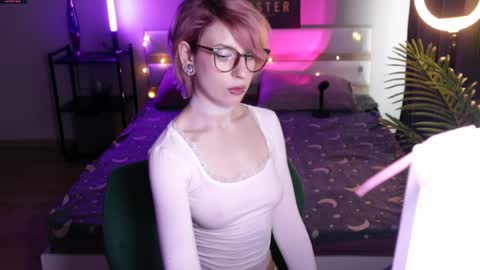 Moonlight online show from May 20, 7:47 am