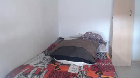 obsessedmimi online show from October 18, 7:31 am