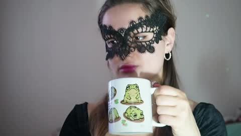 Snapshot of obsessionx_eve chatting on May 29, 10:35 am obsessionx_eve online show from May 29, 10:35 am