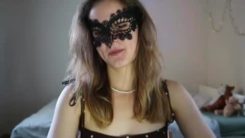Snapshot of obsessionx_eve chatting on June 17, 11:23 am obsessionx_eve online show from June 17, 11:23 am