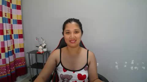 obsidian_r0se19 online show from November 5, 7:25 pm