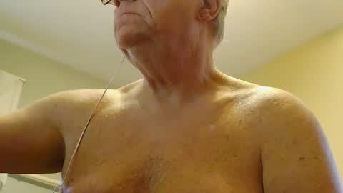 Snapshot of obx4sunanfun60 chatting on February 7, 9:29 pm obx4sunanfun60 online show from February 7, 9:29 pm