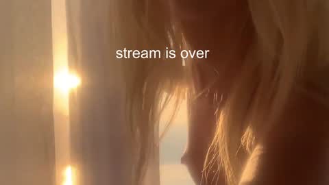 hi im Janasmall boobs big heart  warm pussy  online show from February 8, 3:08 am