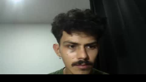 Cris online show from December 3, 2:47 am