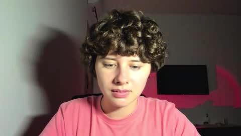 Snapshot of octopussy69x chatting on February 21, 3:02 pm Evie online show from February 21, 3:02 pm