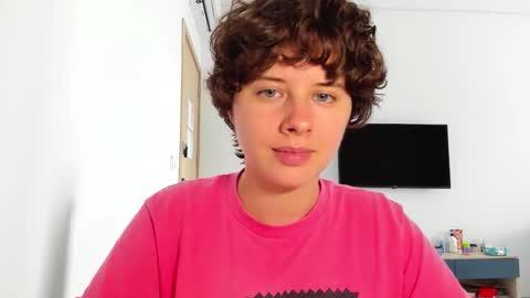 Snapshot of octopussy69x chatting on March 3, 4:51 am Evie online show from March 3, 4:51 am