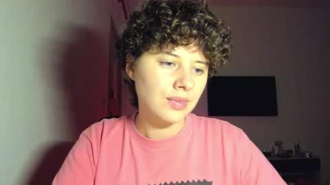 Evie online show from March 4, 3:18 pm