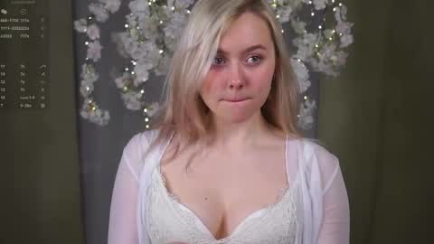 Alice online show from October 26, 7:53 pm