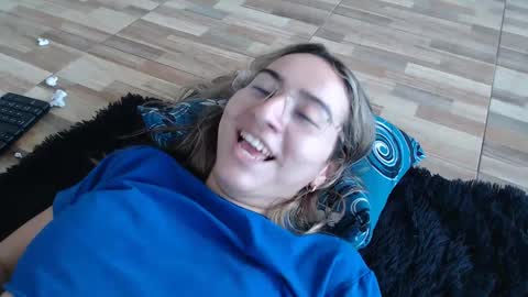 Val online show from January 25, 9:04 pm