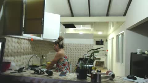 Val online show from February 18, 1:43 am