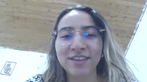 Val online show from October 27, 8:13 pm