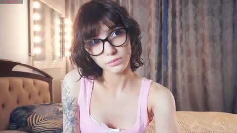 Thea online show from January 18, 5:33 am