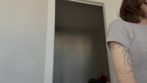 Thea online show from April 16, 4:35 am