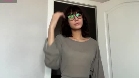 Thea online show from June 4, 4:29 am