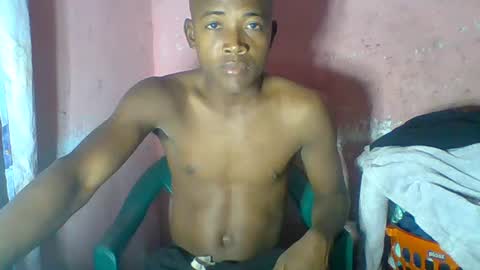 Snapshot of odon023 chatting on July 19, 9:46 am odon023 online show from July 19, 9:46 am