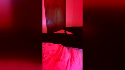 Snapshot of odyssey2125 chatting on July 11, 5:48 pm odyssey2125 online show from July 11, 5:48 pm