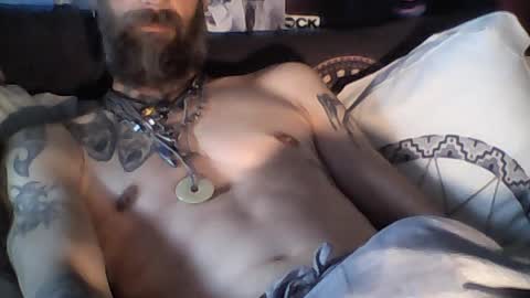 Snapshot of oedipe666 chatting on July 10, 4:39 am oedipe666cam online show from July 10, 4:39 am