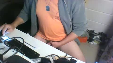 Snapshot of ofmtfs10 chatting on January 13, 12:16 am ofmtfs10 online show from January 13, 12:16 am