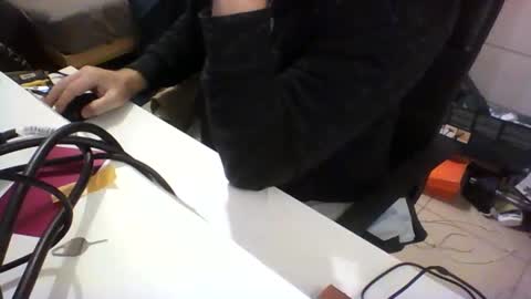 Snapshot of ofmtfs10 chatting on February 19, 9:22 pm ofmtfs10 online show from February 19, 9:22 pm