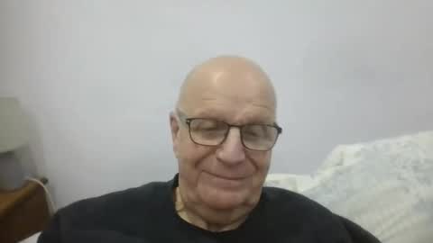 oggi95 online show from December 1, 7:58 pm