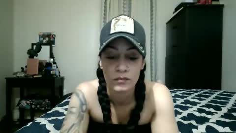 Snapshot of oglitcouple chatting on January 14, 5:13 am Lit en Cama online show from January 14, 5:13 am