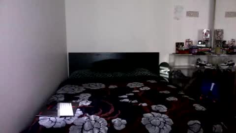 ognemomonies online show from April 14, 12:38 am