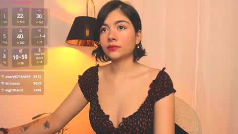  Holly  online show from December 8, 3:21 am