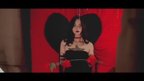 your dear Lilith Chapman online show from February 13, 10:00 pm